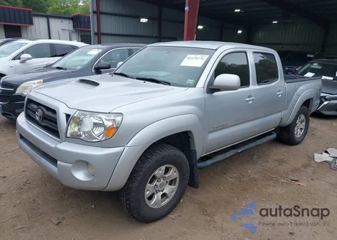 2008 Toyota Tacoma Dbl Cab Prerunner Lng Bed z USA, uszkodzony, nr VIN 3TMKU72N28M017504